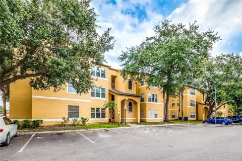 Condominio en alquiler en Orlando, Florida, 3 dormitorios, 116.41 m2 № 2122922 - foto 25