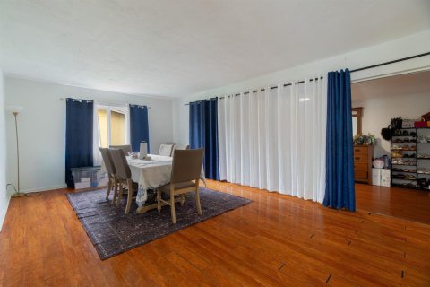 Villa ou maison à vendre à Belle Glade, Floride: 5 chambres, 232.26 m2 № 2433912 - photo 9