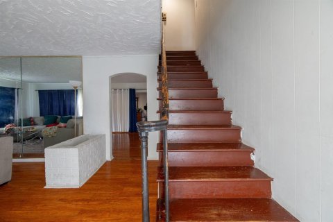 Villa ou maison à vendre à Belle Glade, Floride: 5 chambres, 232.26 m2 № 2433912 - photo 4
