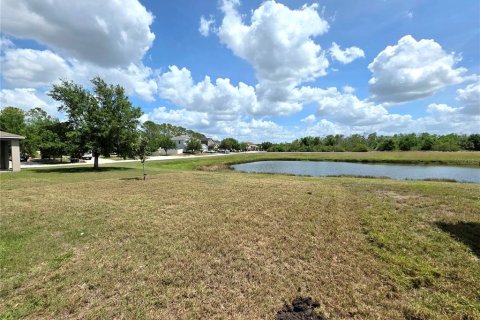 House in Riverview, Florida 4 bedrooms, 139.26 sq.m. № 1650495 - photo 17