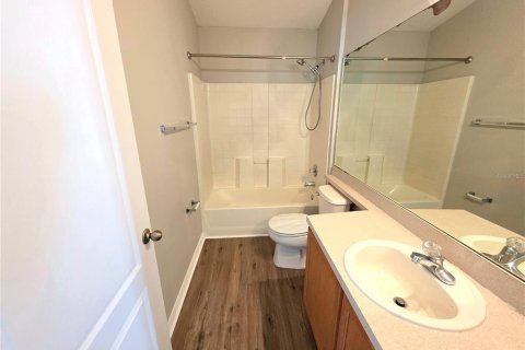 House in Riverview, Florida 4 bedrooms, 139.26 sq.m. № 1650495 - photo 15
