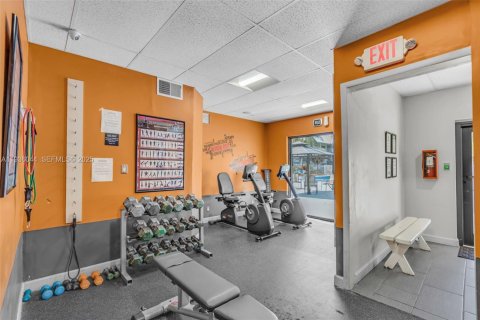 Купить кондоминиум в Холливуд, Флорида 2 спальни, 89.28м2, № 1994161 - фото 28