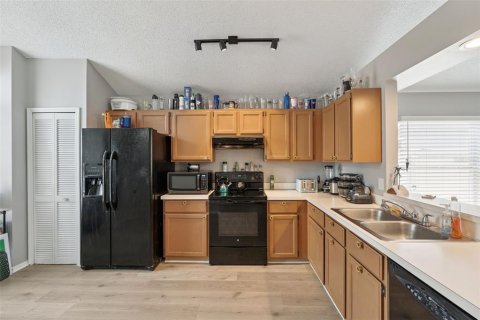 Купить виллу или дом в Кэсселберри, Флорида 9 комнат, 172.33м2, № 2223567 - фото 7