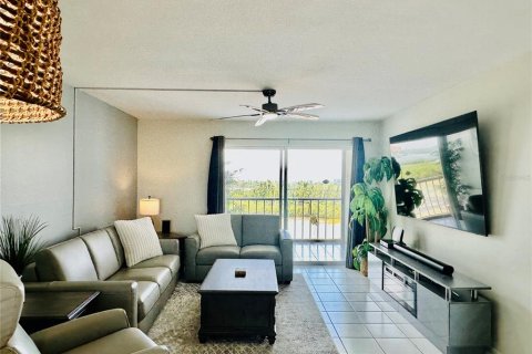 Condominio en alquiler en Sarasota, Florida, 1 dormitorio, 72.28 m2 № 1903851 - foto 10