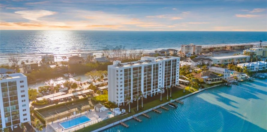Condominio en Sarasota, Florida, 1 dormitorio  № 1903851