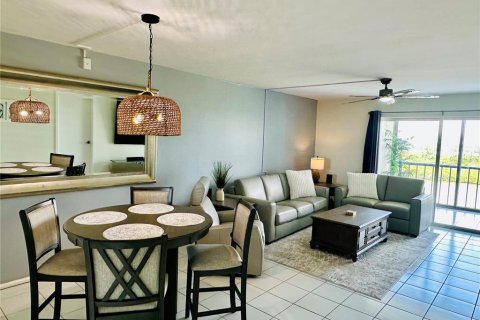 Condominio en alquiler en Sarasota, Florida, 1 dormitorio, 72.28 m2 № 1903851 - foto 11