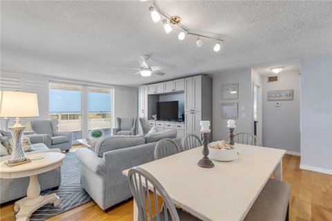 Condominio en venta en New Smyrna Beach, Florida, 2 dormitorios, 138.33 m2 № 2142881 - foto 17