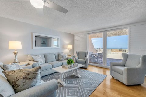 Condominio en venta en New Smyrna Beach, Florida, 2 dormitorios, 138.33 m2 № 2142881 - foto 20