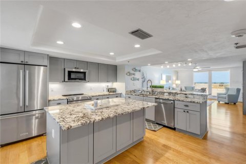 Condominio en New Smyrna Beach, Florida, 2 dormitorios № 2142881