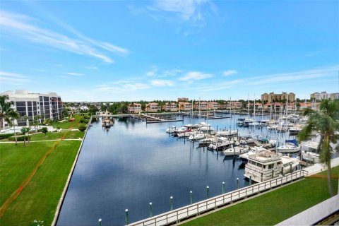 Condo in Punta Gorda, Florida, 3 bedrooms  № 1845389 - photo 30