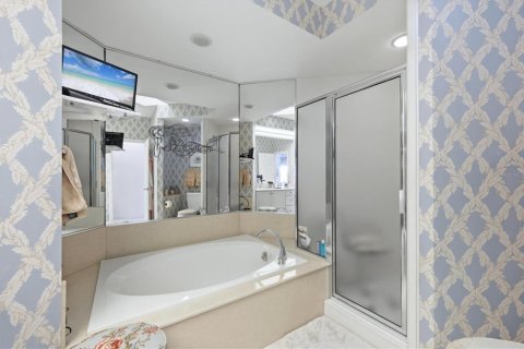Touwnhouse à vendre à Boca Grande, Floride: 3 chambres, 178.74 m2 № 2373890 - photo 24