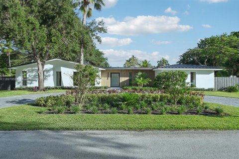 Villa ou maison à vendre à Palmetto Bay, Floride: 4 chambres, 255.02 m2 № 1949716 - photo 6