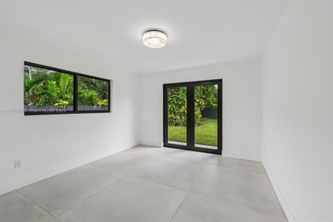 Villa ou maison à vendre à Palmetto Bay, Floride: 4 chambres, 255.02 m2 № 1949716 - photo 30