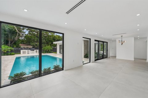 Villa ou maison à vendre à Palmetto Bay, Floride: 4 chambres, 255.02 m2 № 1949716 - photo 13