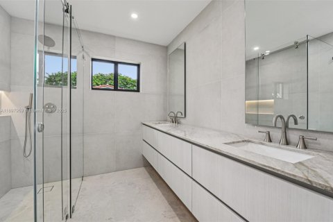 Villa ou maison à vendre à Palmetto Bay, Floride: 4 chambres, 255.02 m2 № 1949716 - photo 29