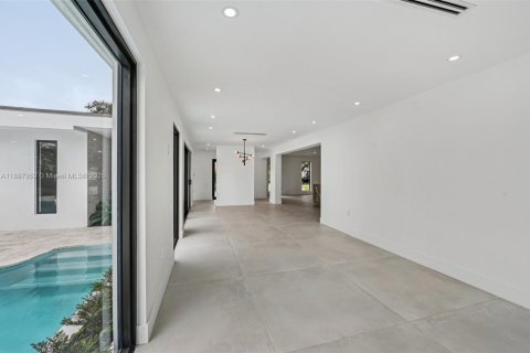 Villa ou maison à vendre à Palmetto Bay, Floride: 4 chambres, 255.02 m2 № 1949716 - photo 12