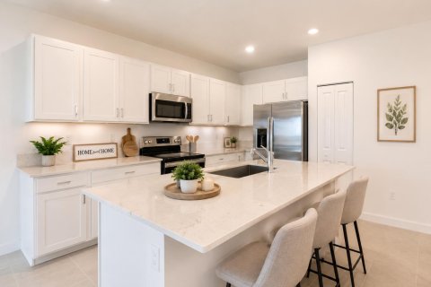 Townhouse in Port St. Lucie, Florida 3 bedrooms, 151.62 sq.m. № 2083246 - photo 4