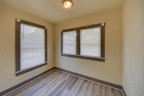 Immobilier commercial à vendre à Tampa, Floride: 8 chambres, 385.73 m2 № 2216083 - photo 23
