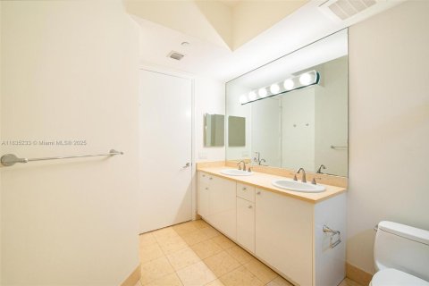 Condominio en venta en Aventura, Florida, 2 dormitorios, 121.89 m2 № 1821605 - foto 25