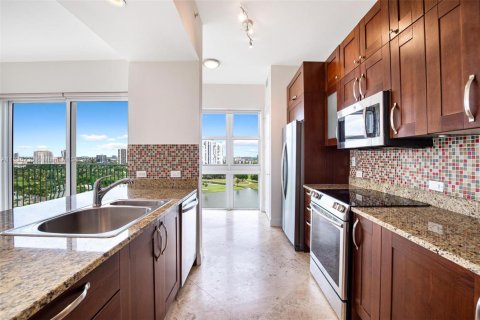 Condominio en venta en Aventura, Florida, 2 dormitorios, 121.89 m2 № 1821605 - foto 14