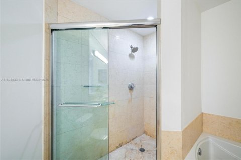 Condominio en venta en Aventura, Florida, 2 dormitorios, 121.89 m2 № 1821605 - foto 27