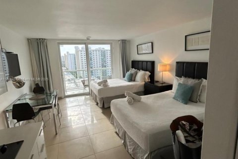 Copropriété à vendre à Sunny Isles Beach, Floride: 33.44 m2 № 1958237 - photo 9