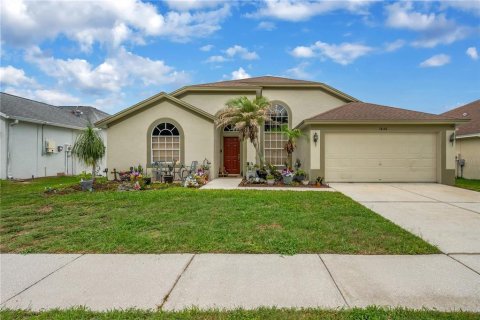 House in Tampa, Florida 3 bedrooms, 155.52 sq.m. № 2223594 - photo 2