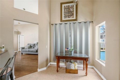 House in Tampa, Florida 3 bedrooms, 155.52 sq.m. № 2223594 - photo 21