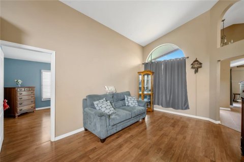 House in Tampa, Florida 3 bedrooms, 155.52 sq.m. № 2223594 - photo 12