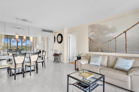 Купить кондоминиум в Авентура, Флорида 1 спальня, 68.84м2, № 2001374 - фото 15