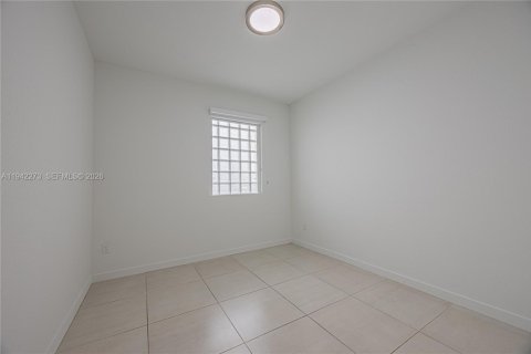 Снять в аренду виллу или дом в Юпитер, Флорида 4 спальни, 158.86м2, № 1999808 - фото 10