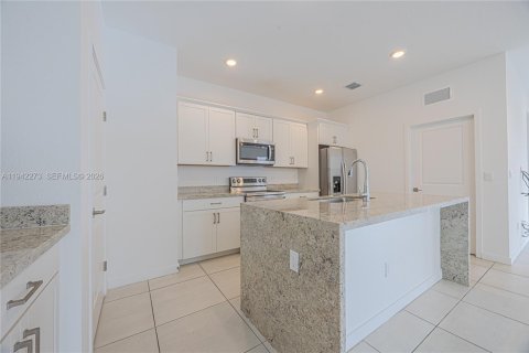 Снять в аренду виллу или дом в Юпитер, Флорида 4 спальни, 158.86м2, № 1999808 - фото 16