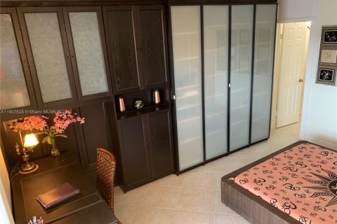 Copropriété à louer à Fort Lauderdale, Floride: 1 chambre, 65.22 m2 № 1966219 - photo 11