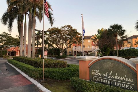 Copropriété à louer à Fort Lauderdale, Floride: 1 chambre, 65.22 m2 № 1966219 - photo 24