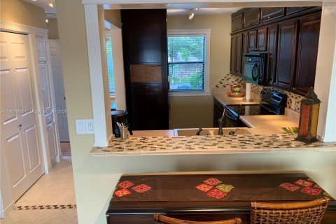 Copropriété à louer à Fort Lauderdale, Floride: 1 chambre, 65.22 m2 № 1966219 - photo 4