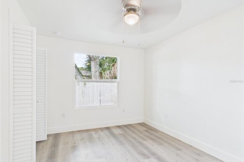 Casa en venta en Lakeland, Florida, 3 dormitorios, 127.83 m2 № 2223220 - foto 12