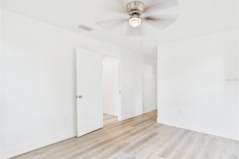 Casa en venta en Lakeland, Florida, 3 dormitorios, 127.83 m2 № 2223220 - foto 18