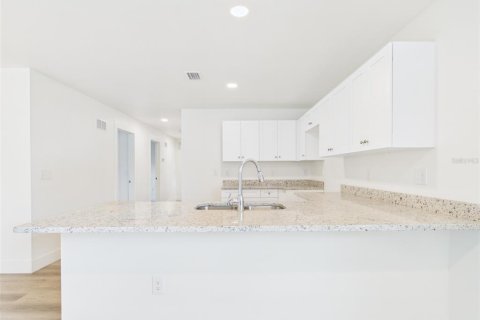 Casa en venta en Lakeland, Florida, 3 dormitorios, 127.83 m2 № 2223220 - foto 6