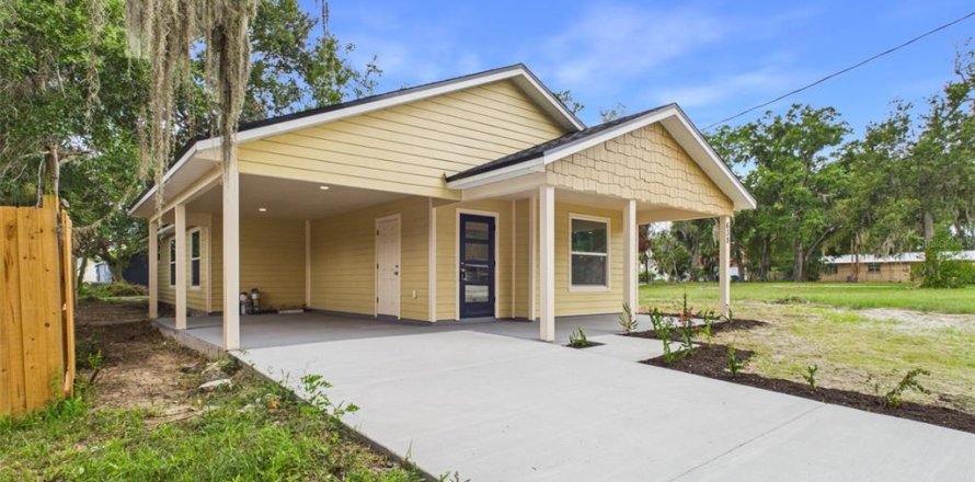 Casa en Lakeland, Florida 3 dormitorios, 127.83 m2 № 2223220