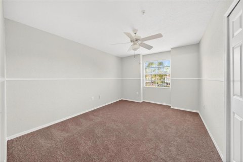 Condo in Orlando, Florida, 2 bedrooms  № 2209074 - photo 29