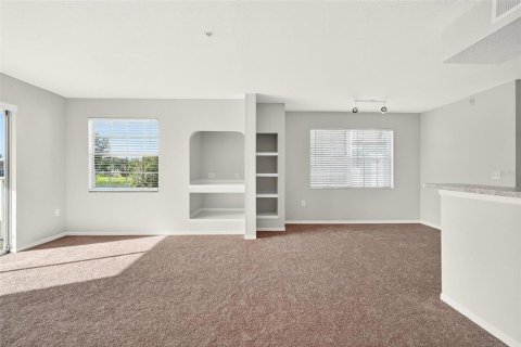 Condo in Orlando, Florida, 2 bedrooms  № 2209074 - photo 11