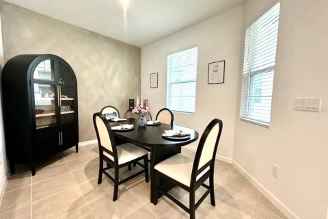 Touwnhouse à vendre à Kissimmee, Floride: 3 chambres, 158.31 m2 № 2414099 - photo 11