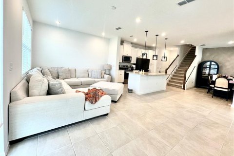 Touwnhouse à vendre à Kissimmee, Floride: 3 chambres, 158.31 m2 № 2414099 - photo 7