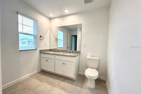 Touwnhouse à vendre à Kissimmee, Floride: 3 chambres, 158.31 m2 № 2414099 - photo 14