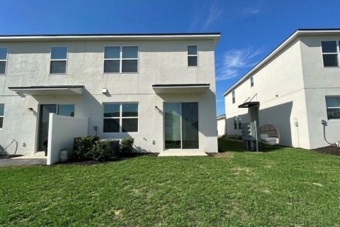 Touwnhouse à vendre à Kissimmee, Floride: 3 chambres, 158.31 m2 № 2414099 - photo 6