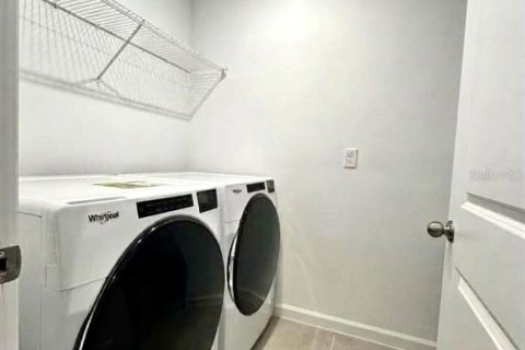 Touwnhouse à vendre à Kissimmee, Floride: 3 chambres, 158.31 m2 № 2414099 - photo 19