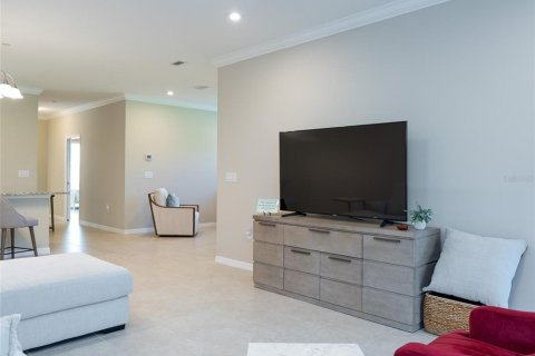Condo in Sarasota, Florida, 2 bedrooms  № 2345659 - photo 8