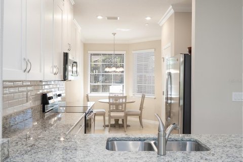 Condo in Sarasota, Florida, 2 bedrooms  № 2345659 - photo 21