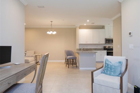 Condo in Sarasota, Florida, 2 bedrooms  № 2345659 - photo 12