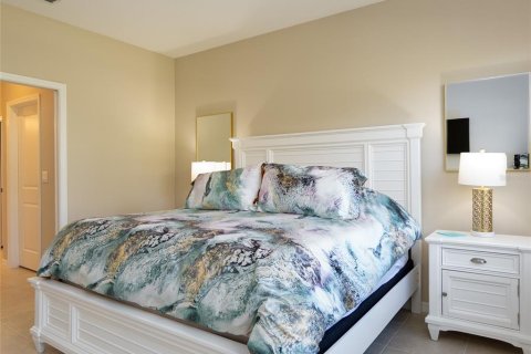 Condo in Sarasota, Florida, 2 bedrooms  № 2345659 - photo 23